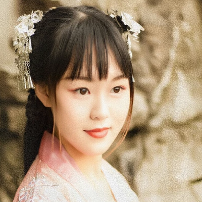 小清新粉衣帶團(tuán)扇女生頭像，唯美古風(fēng)真人頭像