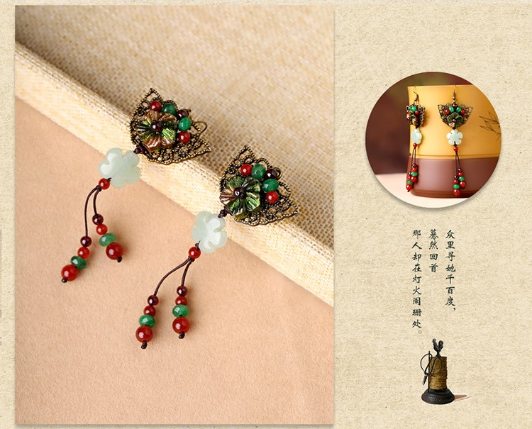 東陵玉吊墜氣質(zhì)復古鏤空耳環(huán)首飾