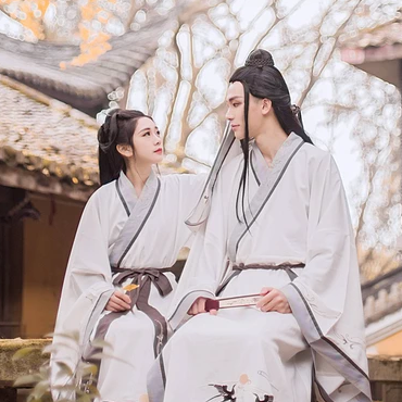 銀杏樹下情侶頭像，唯美古風(fēng)真人頭像