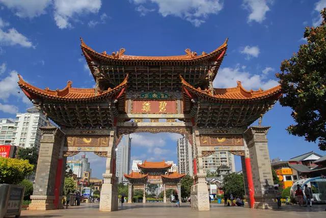 杭州·秀酒店，像上世紀劇場上演一場故事