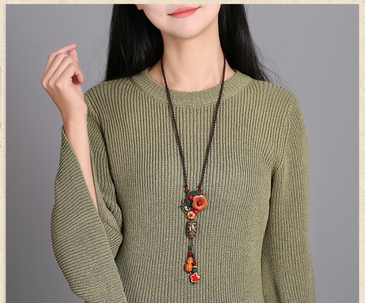 復(fù)古長(zhǎng)款云南配飾毛衣鏈項(xiàng)鏈?zhǔn)罪? src="/yuedu/d/file/bigpic/190404/04/13-1G221093J0.jpg" / data-cibn="NUj76D"><br / data-f9DF="j2Dv81">
	<img alt=