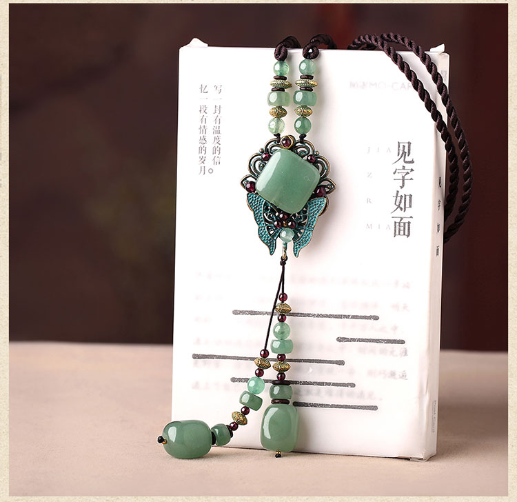 綠色東陵玉復(fù)古項(xiàng)鏈毛衣鏈