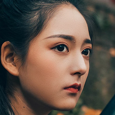 霸氣帶兵器俠客女生頭像，唯美古風(fēng)真人頭像