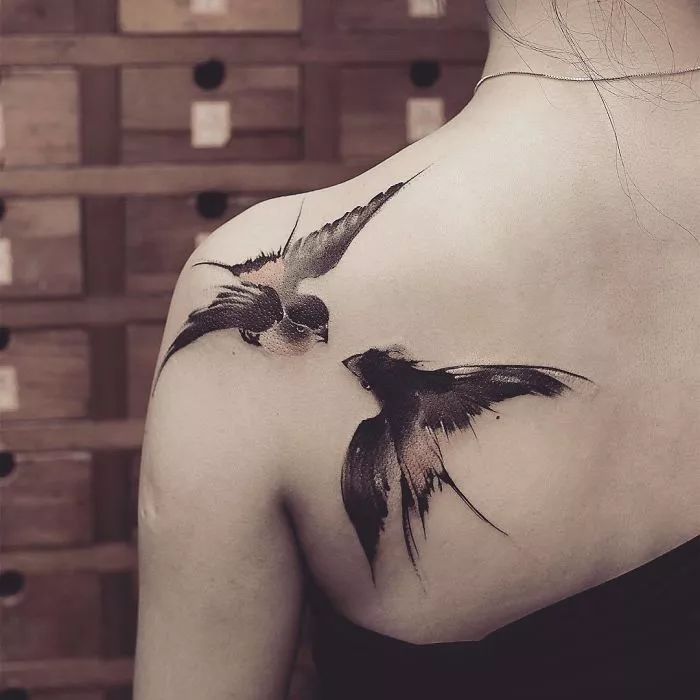 水墨人體彩繪藝術(shù)，傳統(tǒng)國畫與時尚刺青的融合