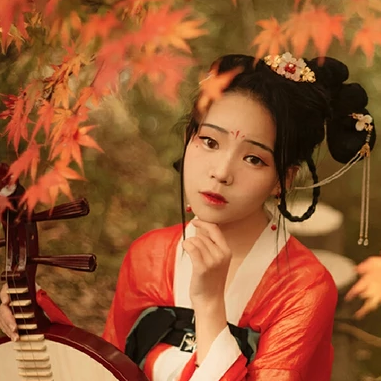 楓葉秋意文藝女生頭像，唯美古風(fēng)真人頭像