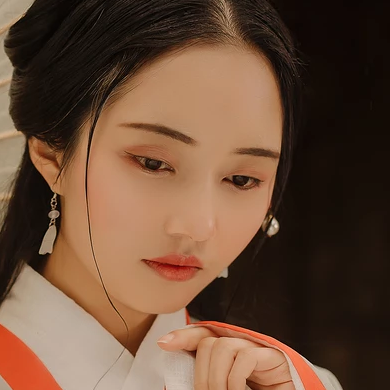 傷感思念帶傘女生頭像，唯美古風(fēng)真人頭像