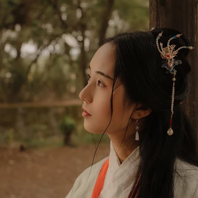 傷感思念帶傘女生頭像，唯美古風(fēng)真人頭像