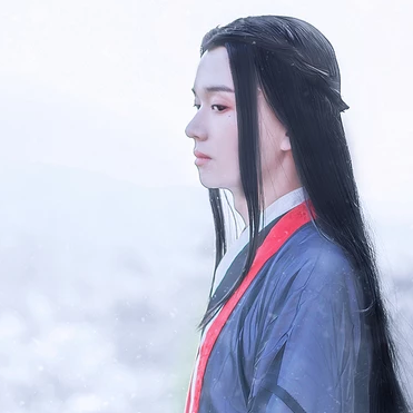 雪景翩翩公子帶折扇頭像，唯美古風(fēng)真人頭像