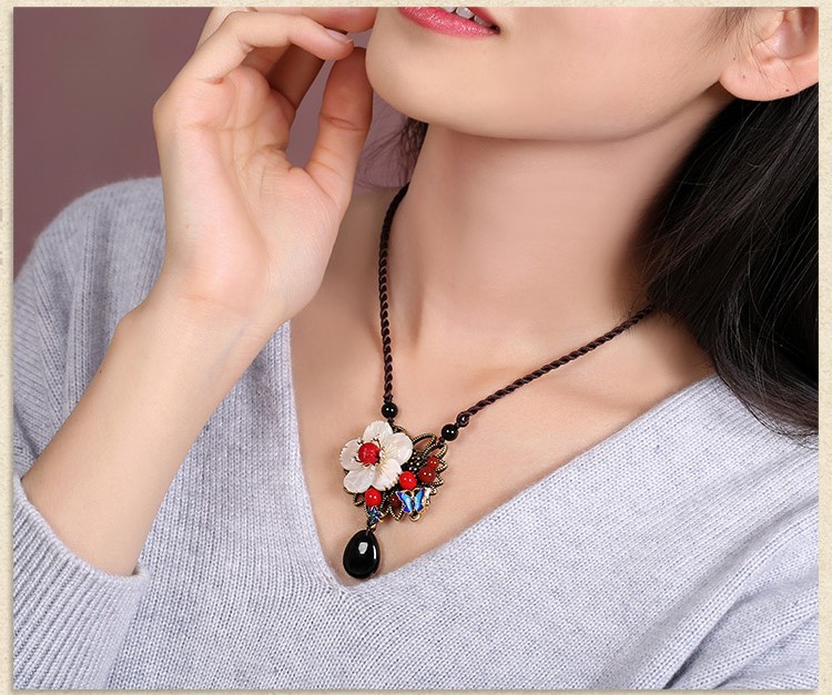 貝殼花吊墜項鏈，手工編織民族風鎖骨鏈首飾
