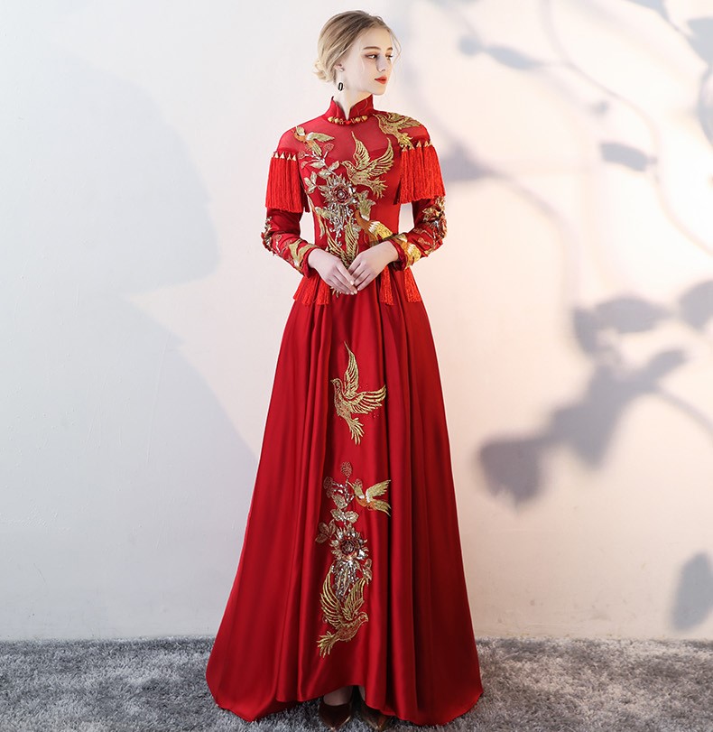 時尚酒紅色中式禮服，流蘇古典新娘禮服