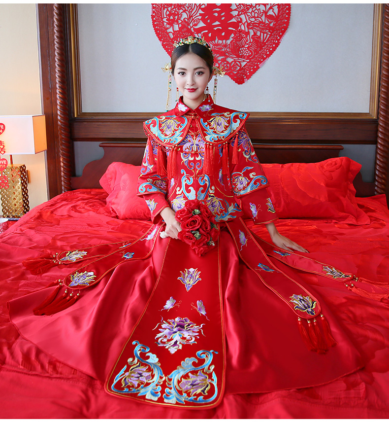 古典秀禾中式禮服，流蘇新娘結(jié)婚禮服