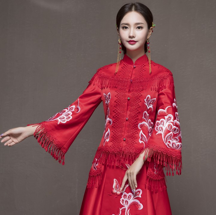 蝶戀花蘇繡新娘結(jié)婚禮服，唯美大氣中式禮服