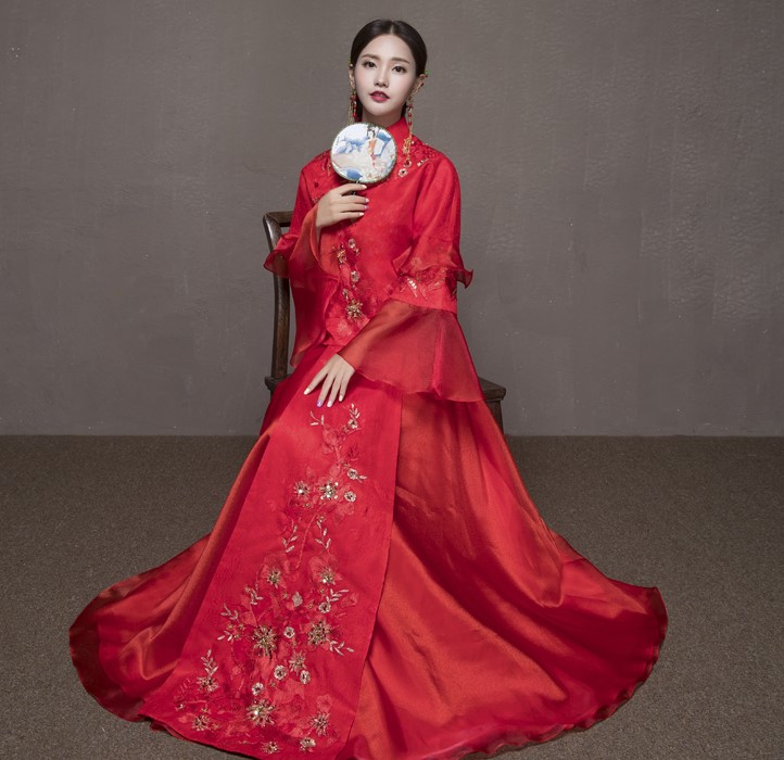 靈秀荷葉袖中式禮服，典雅韻味新娘禮服
