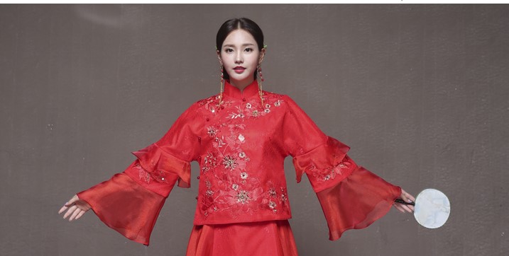 靈秀荷葉袖中式禮服，典雅韻味新娘禮服