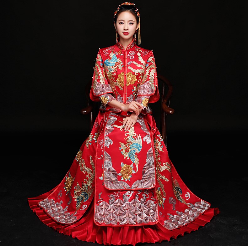 高貴華美中式禮服，秀禾龍鳳褂新娘禮服