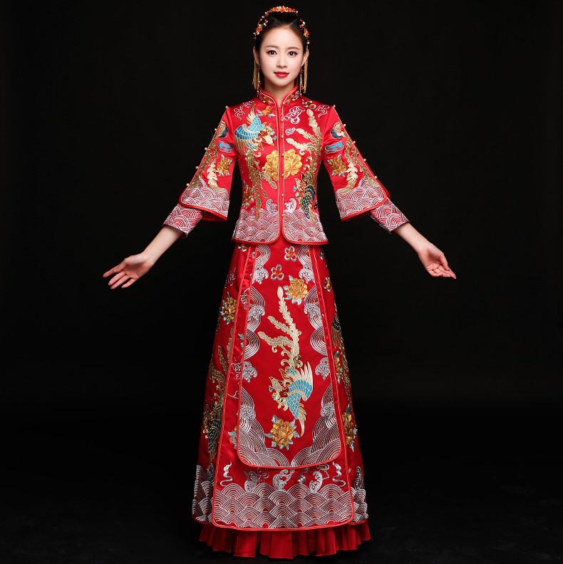 高貴華美中式禮服，秀禾龍鳳褂新娘禮服