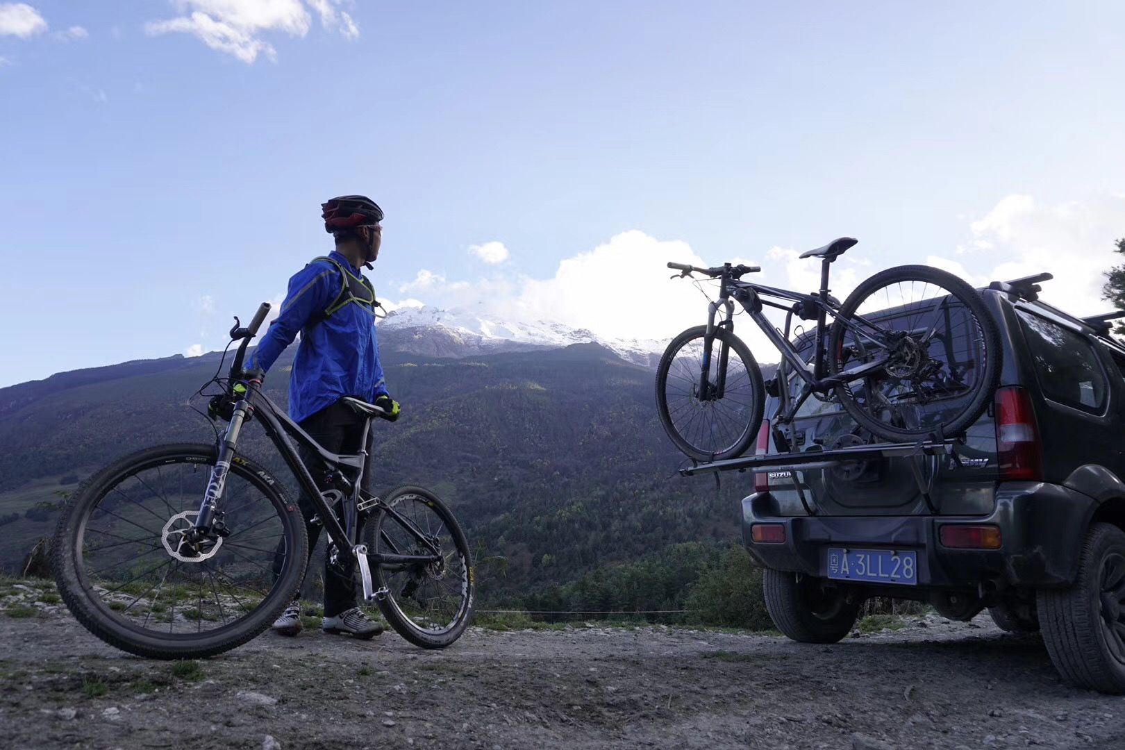云階·格蘭平營地，踩著云一步步登上哈巴雪山
