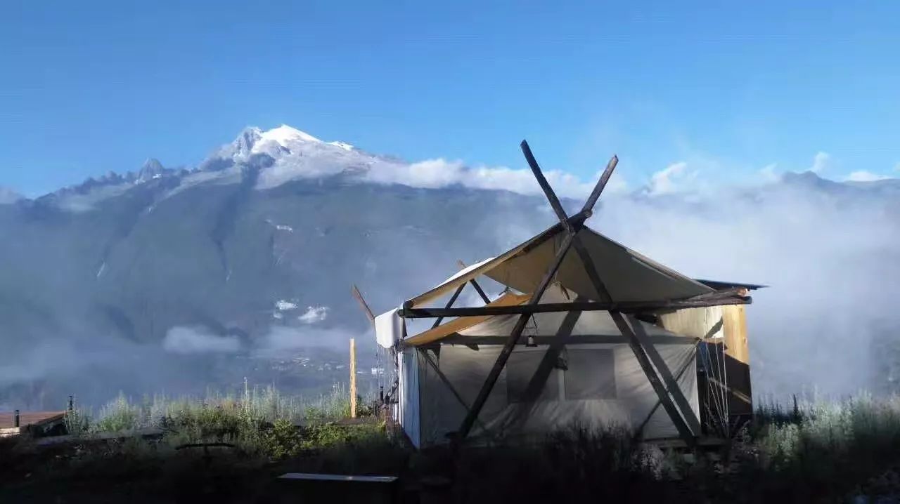 云階·格蘭平營地，踩著云一步步登上哈巴雪山