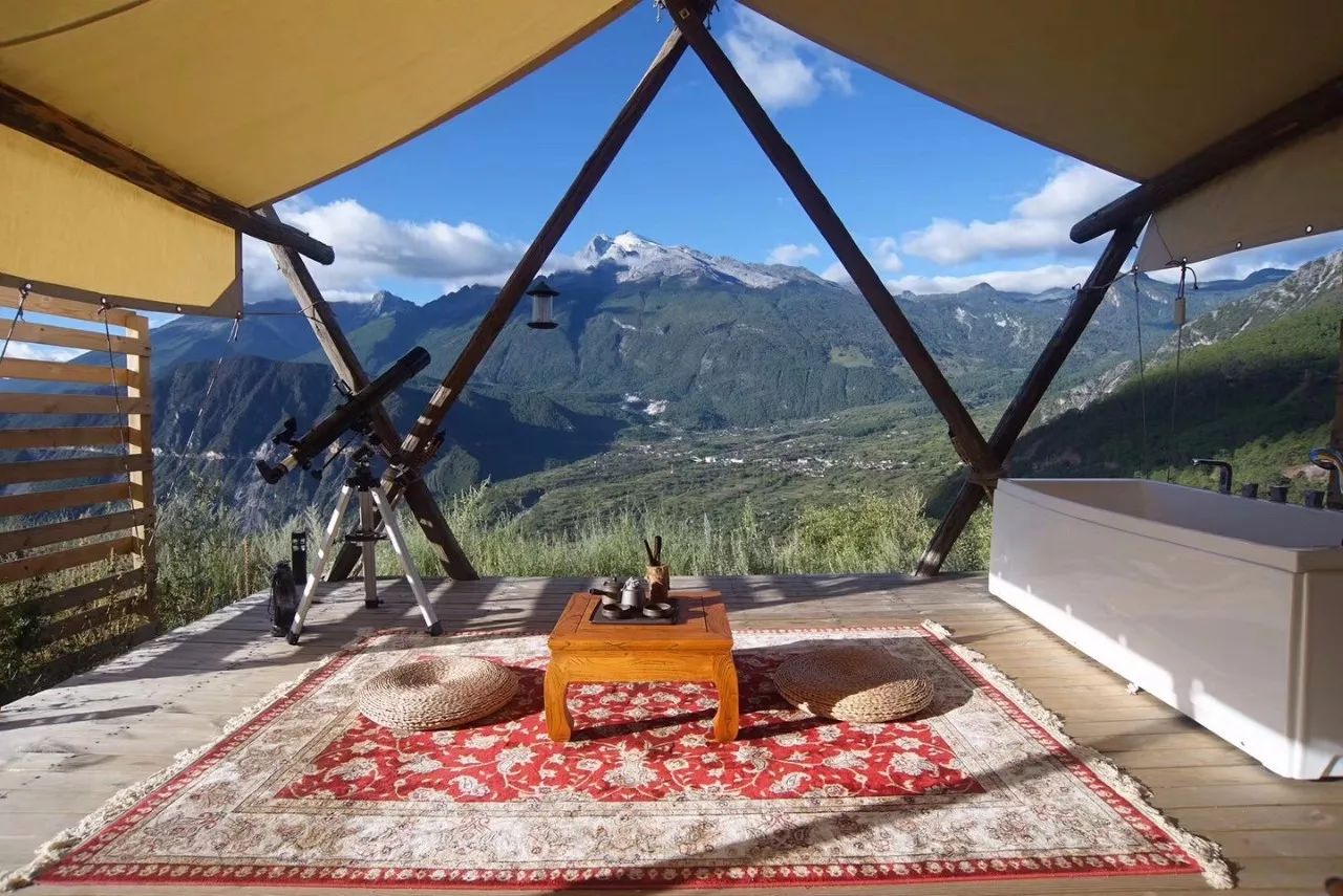 云階·格蘭平營地，踩著云一步步登上哈巴雪山