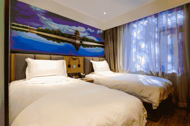 秋果·798店，愿你找回20年前的單純時(shí)光