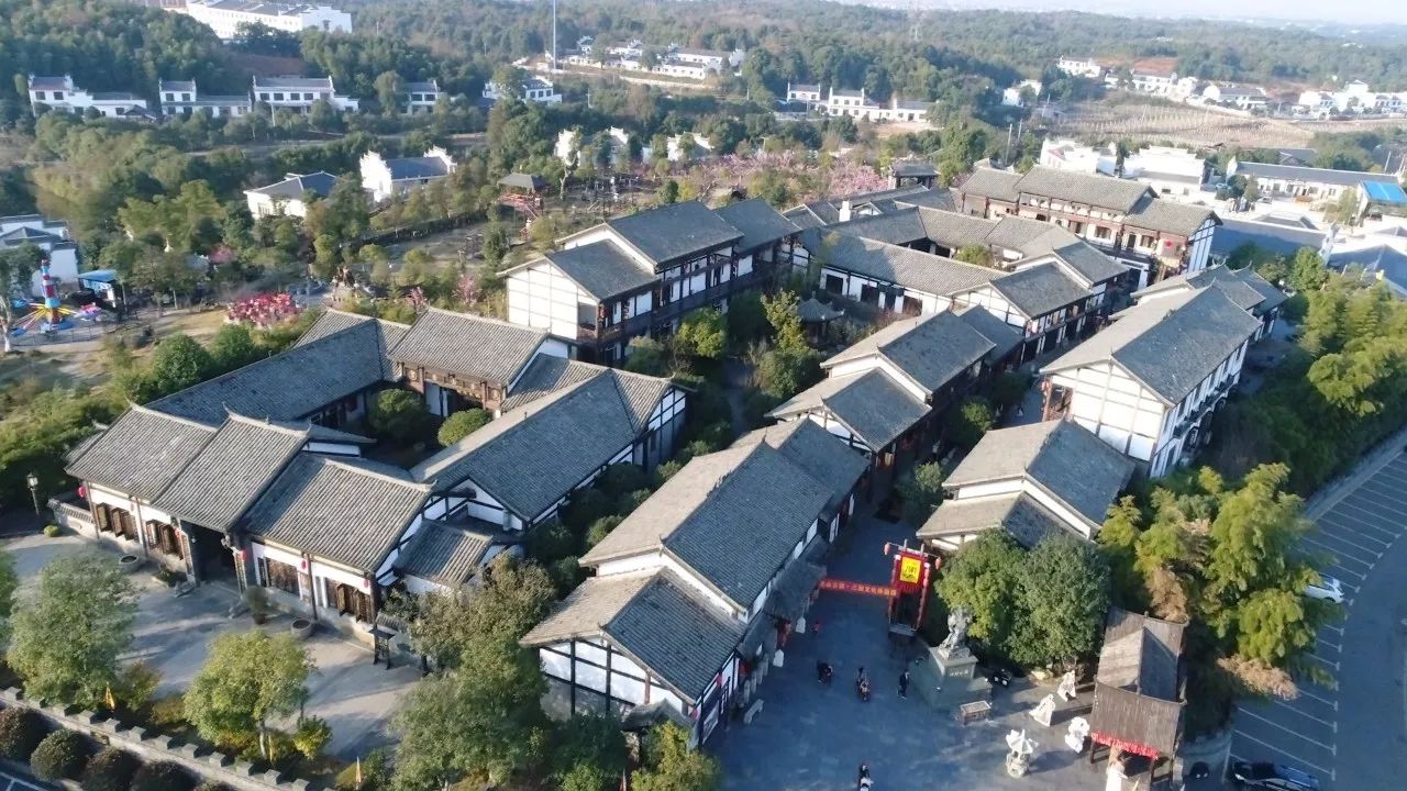 寧鄉(xiāng)·麥吉，打造成一家「中國(guó)城市特色+人文品