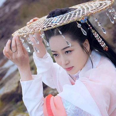 珠簾斗笠女生頭像，唯美古風真人頭像