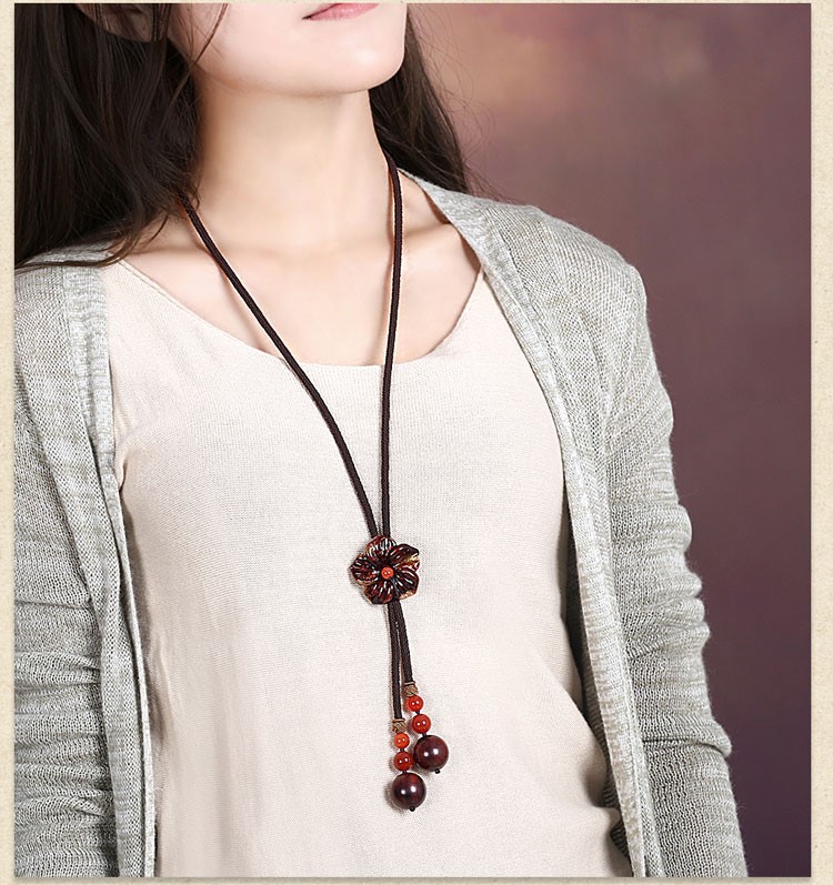 簡(jiǎn)約大氣琉璃花朵吊墜復(fù)古毛衣鏈項(xiàng)鏈?zhǔn)罪? src="/yuedu/d/file/bigpic/190404/04/13-1P126132138.jpg" / data-jRQ3="ja4WZi"><br / data-kAaJ="i7rmFK">
	<img alt=