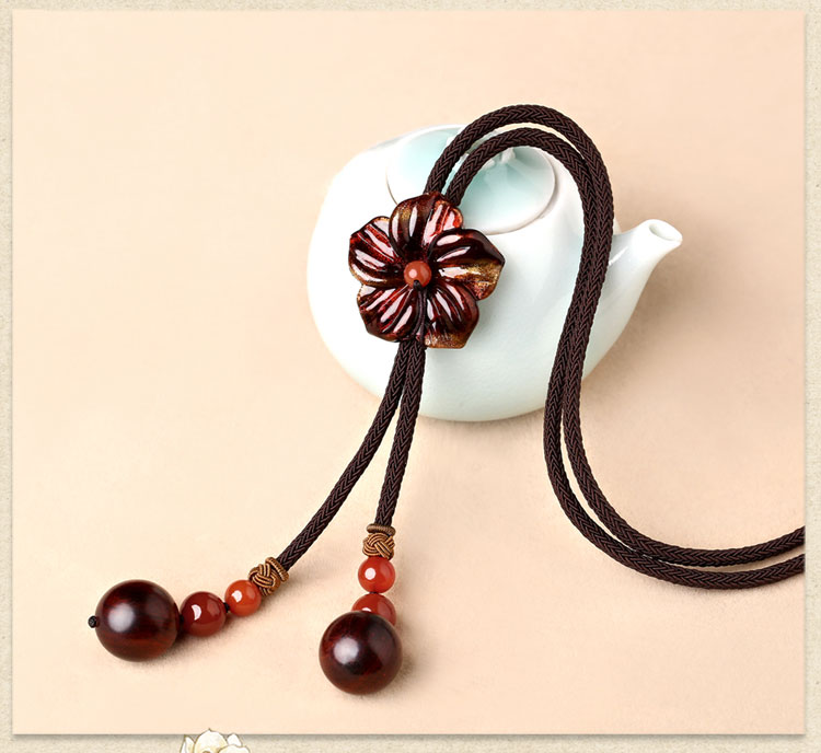 簡(jiǎn)約大氣琉璃花朵吊墜復(fù)古毛衣鏈項(xiàng)鏈?zhǔn)罪? src="/yuedu/d/file/bigpic/190404/04/13-1P126132136-51.jpg" / data-SeU7="DP3olQ"><br / data-pjLJ="cM5sLX">
	<img alt=