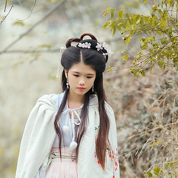 清新典雅女生頭像，唯美古風(fēng)真人頭像