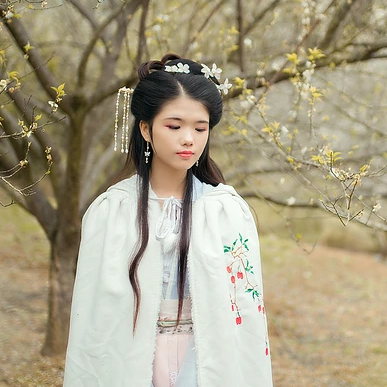 清新典雅女生頭像，唯美古風(fēng)真人頭像