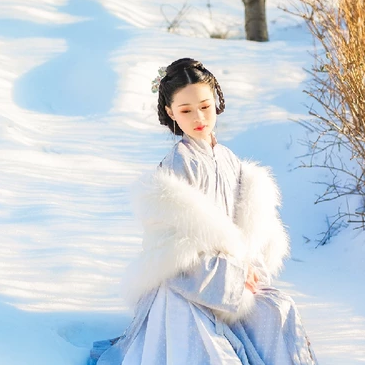 優(yōu)雅冰雪美人古風頭像，唯美古風真頭像