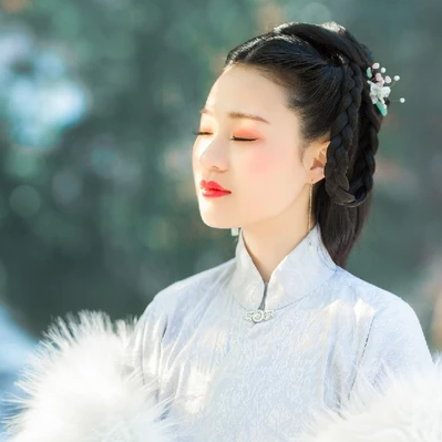 優(yōu)雅冰雪美人古風頭像，唯美古風真頭像