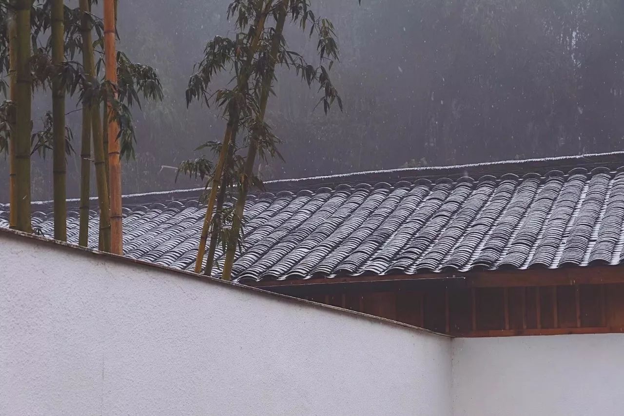 路之青城，在應(yīng)該努力的年紀留下精彩的痕跡！