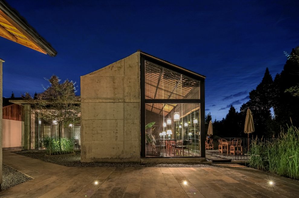 路之青城，在應(yīng)該努力的年紀留下精彩的痕跡！