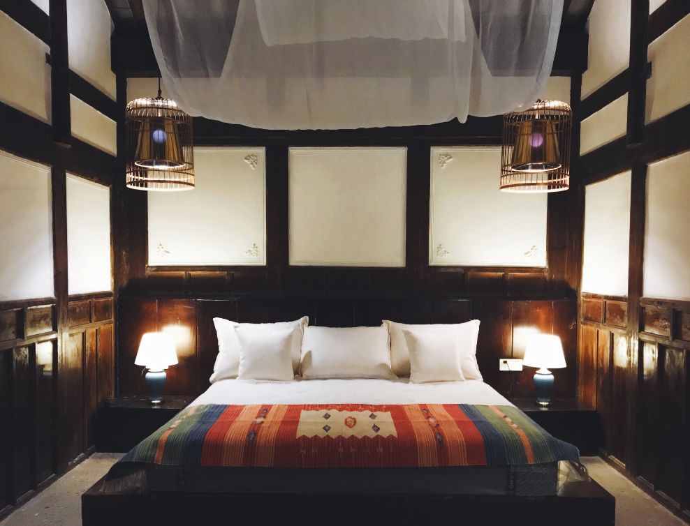 路之青城，在應(yīng)該努力的年紀(jì)留下精彩的痕跡！