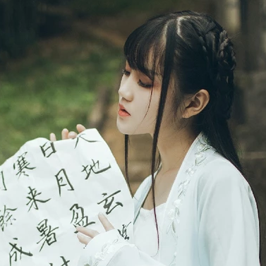 清新雅潔文藝女生頭像，唯美古風(fēng)真人頭像