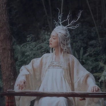 森林精靈文藝女生頭像，唯美古風(fēng)真人頭像