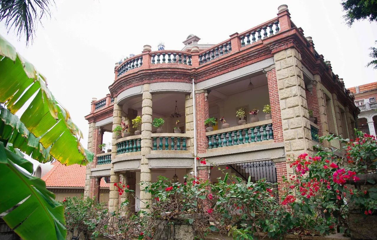 廈門·春草芬芳，體驗(yàn)面朝大海沐浴星辰的愜意芬