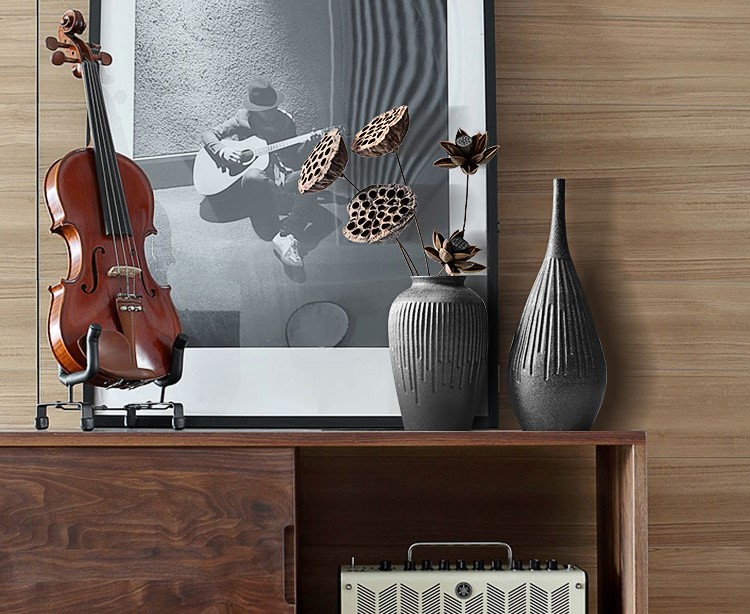 復古粗陶插花藝術：禪意曜黑簡約插花