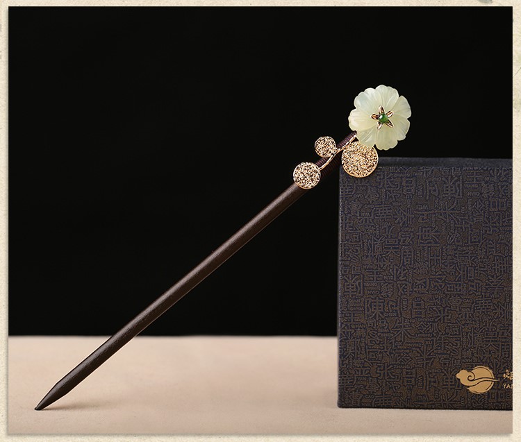 古典盤發(fā)玉花珠釵，古風岫玉發(fā)釵發(fā)簪頭飾