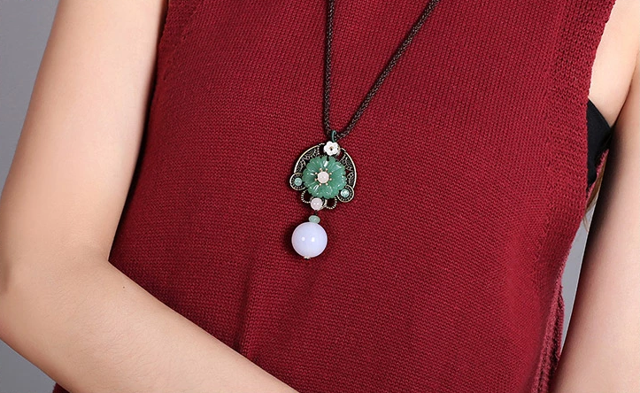 古風(fēng)長款玉瑪瑙花吊墜毛衣鏈，氣質(zhì)項鏈首飾