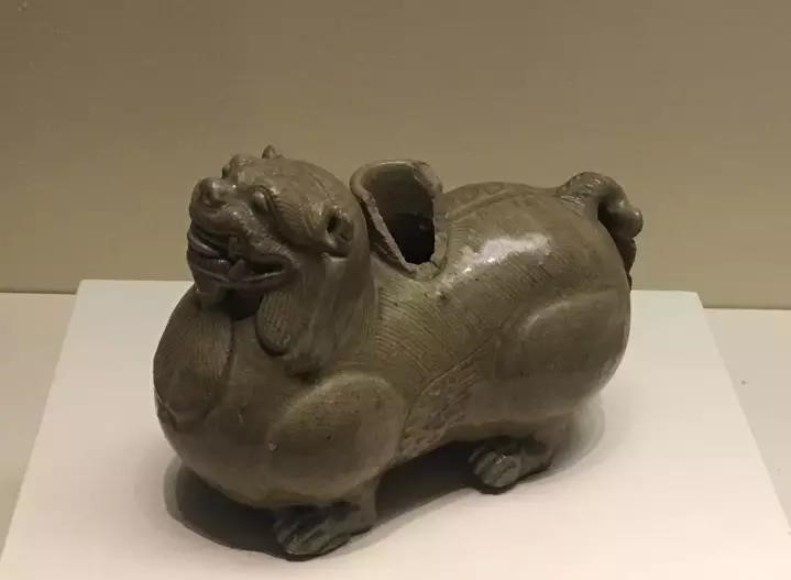 六朝青瓷：中國(guó)陶瓷史，一部青瓷史!