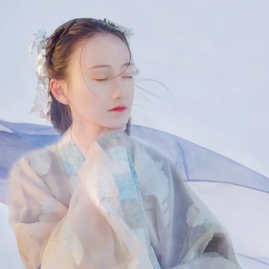 翩翩起舞帶傘女生頭像，唯美古風(fēng)真人頭像