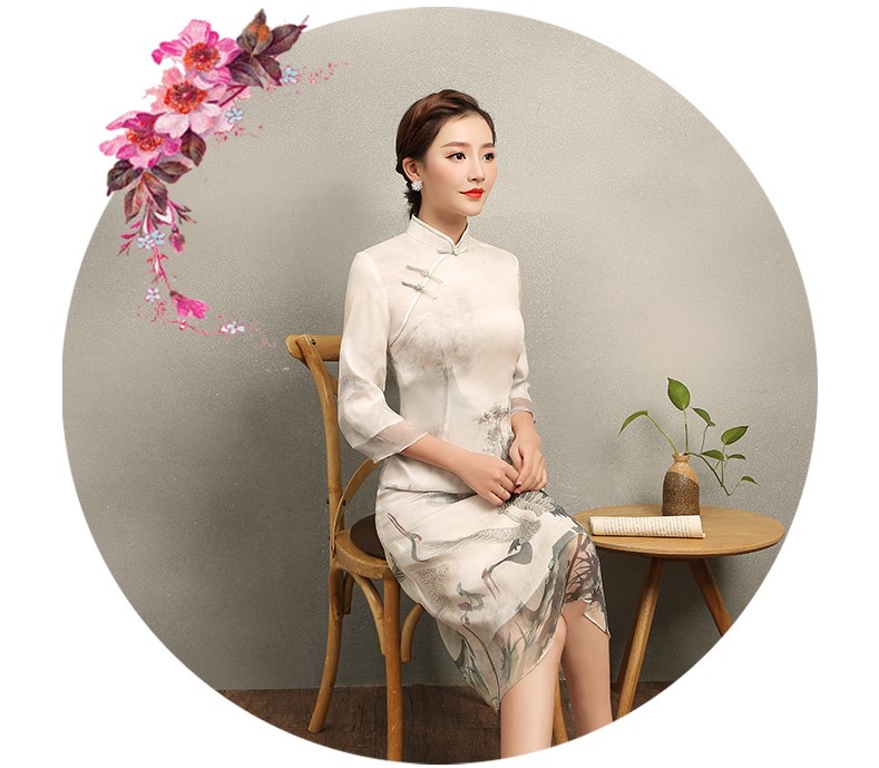 復(fù)古飛鶴旗袍，淡雅中袖中式旗袍裙