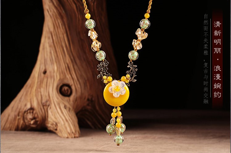 黃色平安扣鎖骨鏈，清新明麗項(xiàng)鏈?zhǔn)罪? src="/yuedu/d/file/bigpic/190404/04/13-1P22Q12307-51.jpg" / data-IJt5="nwQvUH"><br / data-S2Sy="2Zr4Ds">
	<img alt=