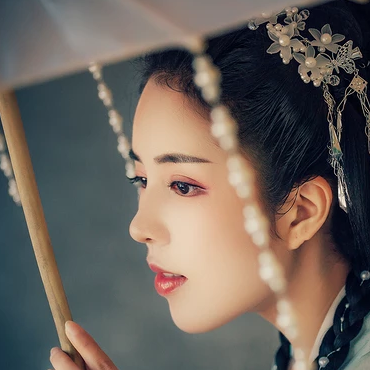 素雅笠紗女生頭像，唯美古風(fēng)真人頭像