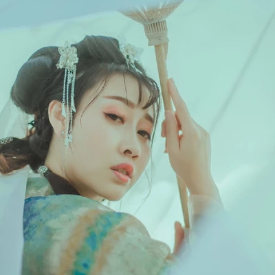 文藝漢服女生頭像，唯美古風(fēng)真人頭像