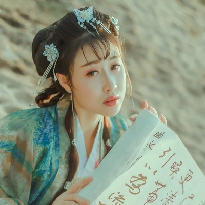 文藝漢服女生頭像，唯美古風(fēng)真人頭像