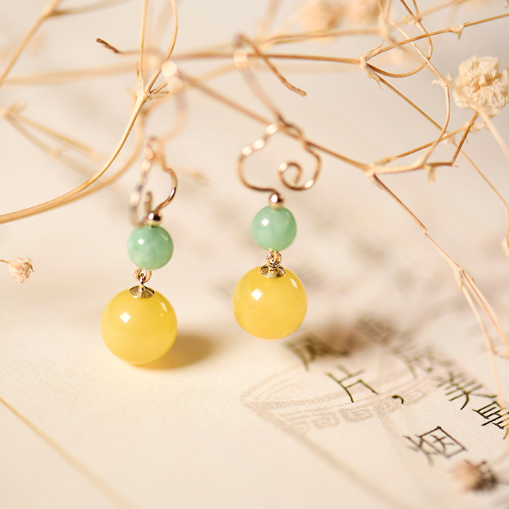 古風(fēng)手工祥云耳環(huán)，古典蜜蠟翡翠耳環(huán)