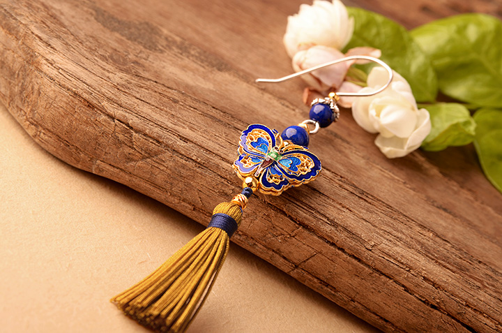 銀蝴蝶長流蘇氣質，典雅古風耳環(huán)首飾